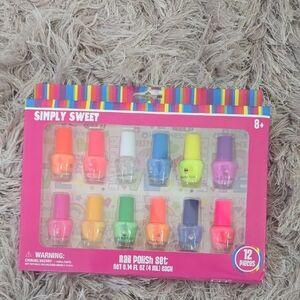 Kids Nail Polish Set - 12 Vibrant Colors